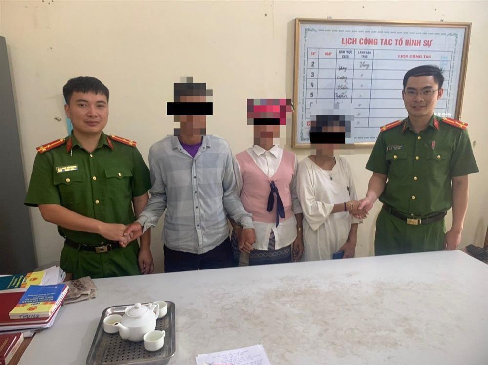 Giải cứu cô gái bị lừa, ép phục vụ trong quán karaoke-1