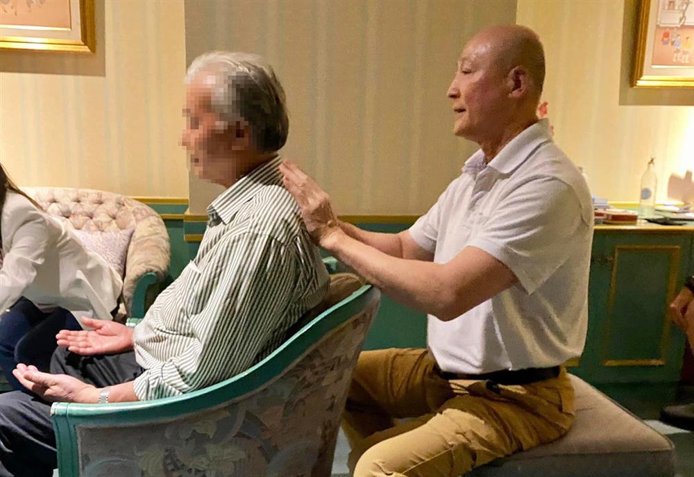 Chú Phúc - giáo chủ của Năng lượng gốc khiến hàng ngàn người mê muội là ai?-3