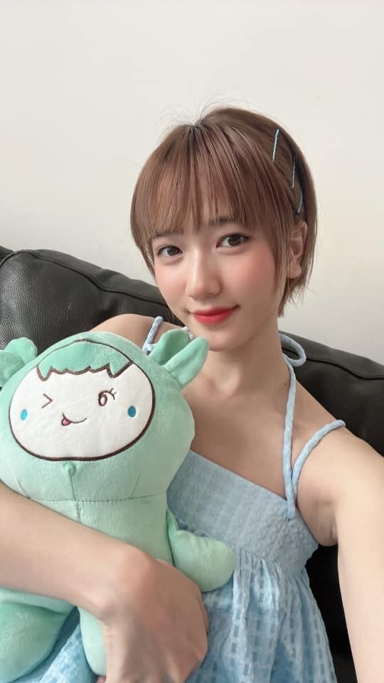 Vợ rapper JustaTee đẹp bất chấp trong ảnh chụp vội dù đã 2 con-5