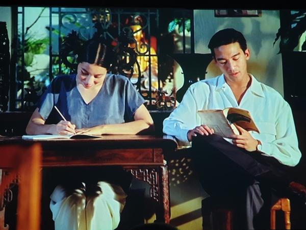 Nữ chính diễn đơ vì gương mặt quá đẹp, quá sang-1