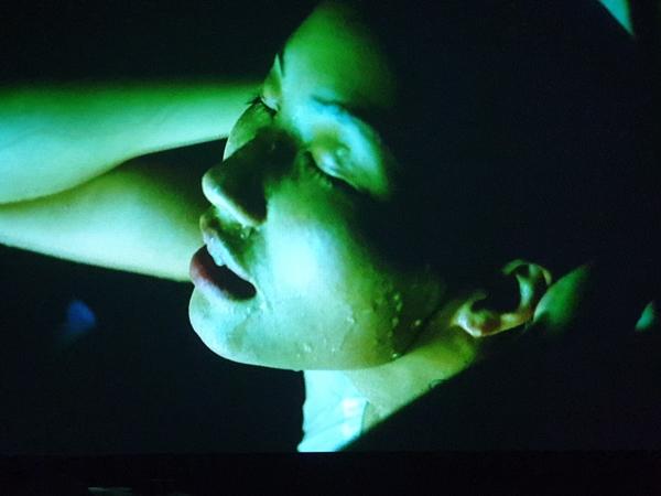 Nữ chính diễn đơ vì gương mặt quá đẹp, quá sang-3