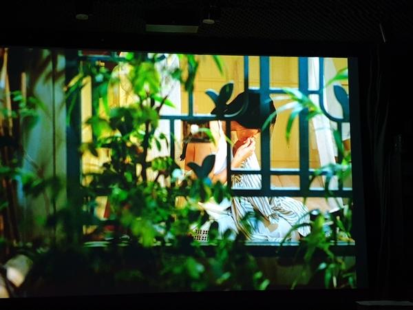 Nữ chính diễn đơ vì gương mặt quá đẹp, quá sang-4