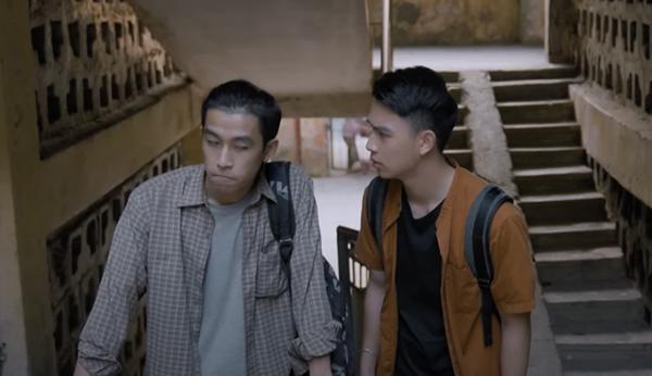 Phân cảnh Lưu (NSƯT Hoàng Hải) ngất xỉu vì bán máu-4