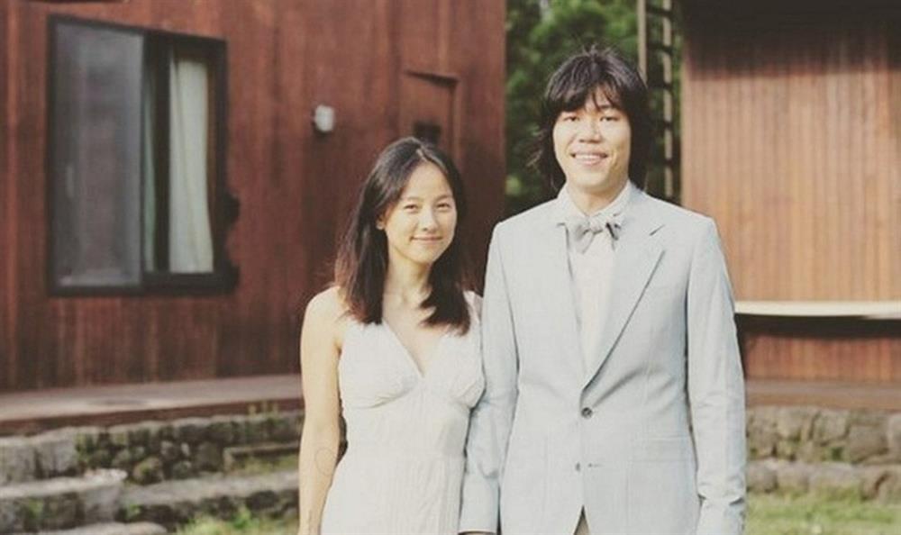 10 năm hôn nhân mật ngọt của Lee Hyori và Lee Sang Soon - 2sao