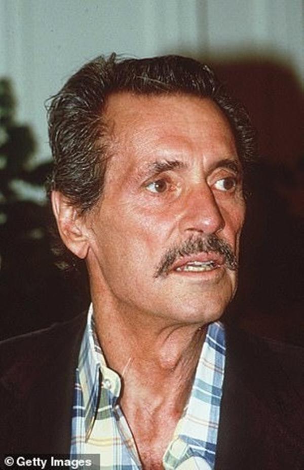 Chuyện buồn đằng sau nụ hôn thuốc độc-5