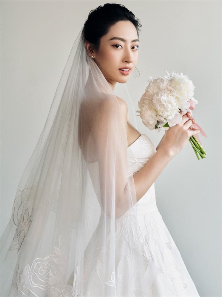 Lương Thùy Linh bất ngờ làm cô dâu, khoe đôi chân 1m22 với đầm cưới cổ tích-1