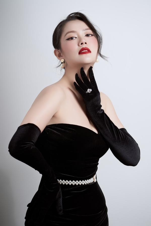 Chị sếp theo đuổi Đình Tú trong Đừng Nói Khi Yêu giảm 5kg/tháng nhờ mẹo này-6