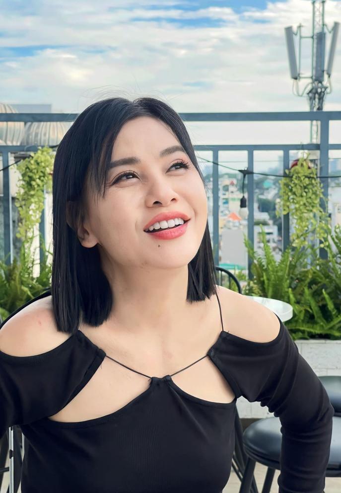 Chưa gặp mặt, bạn trai Việt kiều vẫn hào phóng chi nửa tỷ để Cát Phượng mua ô tô-3