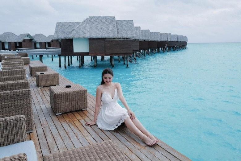 Bạn thân 7 năm kín tiếng của Đỗ Mỹ Linh nhan sắc lẫn danh tính không phải dạng vừa-5