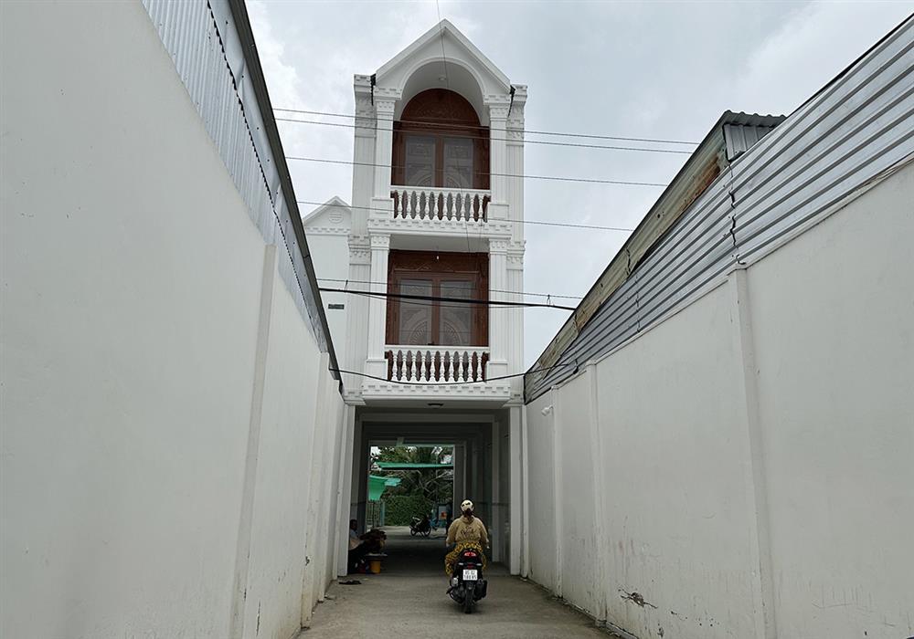 Sự thật về căn nhà không tầng trệt, có đường xuyên qua ở Cần Thơ-2