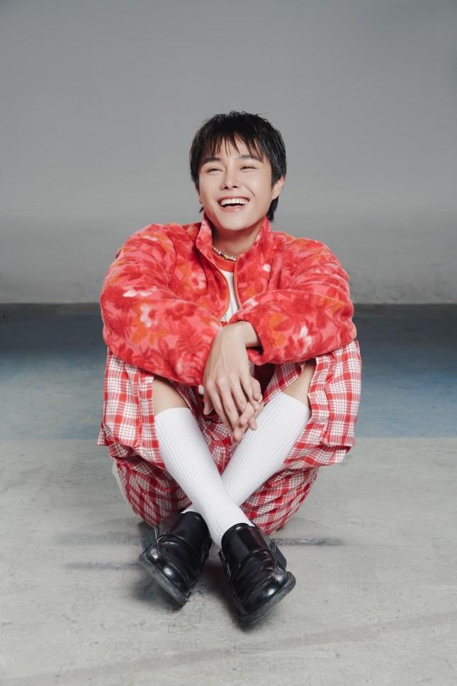 Hồ Ngọc Hà liệu có bị cướp hit Cô đơn trên sofa?-1