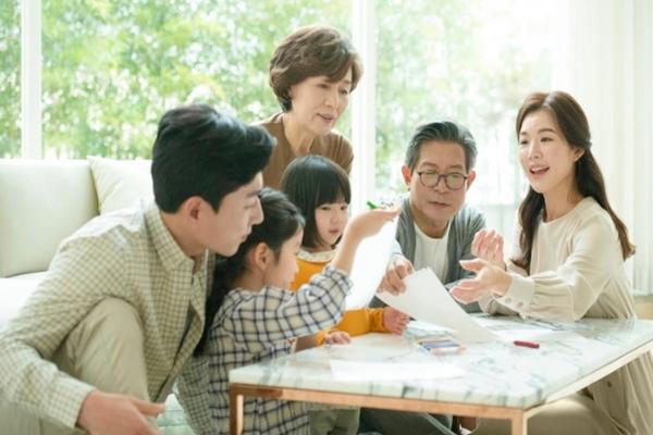 Trong ngày bố mẹ chia tài sản, ý kiến của chồng tôi khiến cả nhà bất ngờ-1