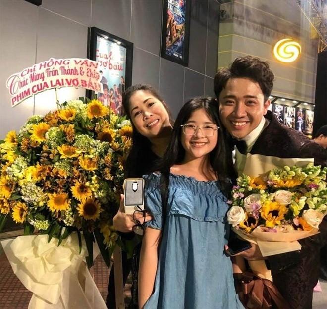 Gái út gây sốt từ nhỏ của NSND Hồng Vân giờ lớn nhiều thay đổi, to cao ngang mẹ-7