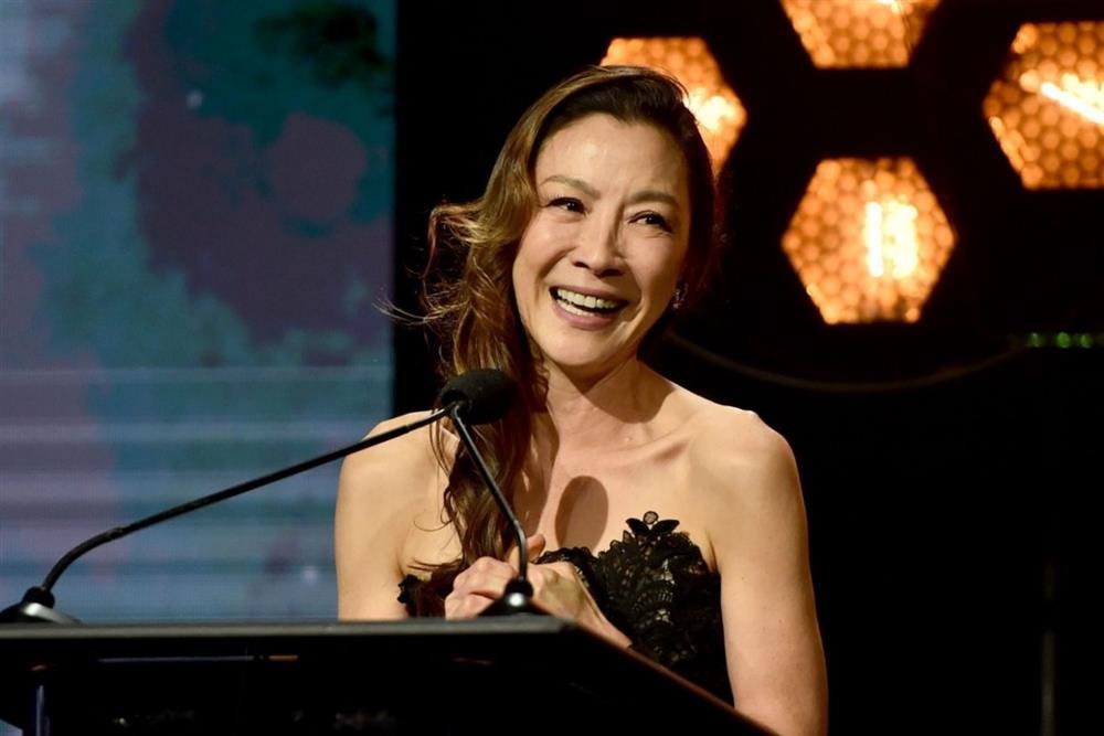 Dàn sao nữ đình đám từng tham gia loạt Transformers-9