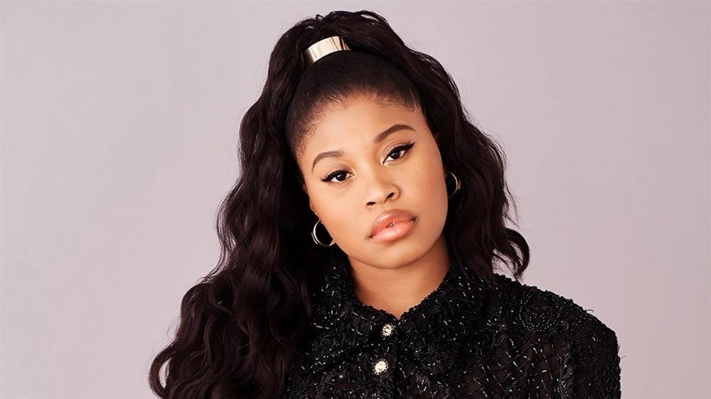 Dàn sao nữ đình đám từng tham gia loạt Transformers-10