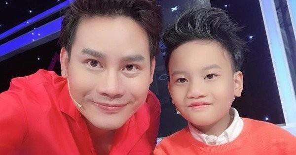 Cậu bé khiến MC VTV phải bán nhà chữa bệnh lớn lên khôi ngô, góp mặt nhiều show truyền hình-9