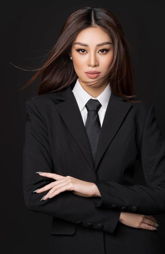 Hoa hậu Khánh Vân khi hết nhiệm kỳ: Lột xác nóng bỏng, lên chức giám đốc-3