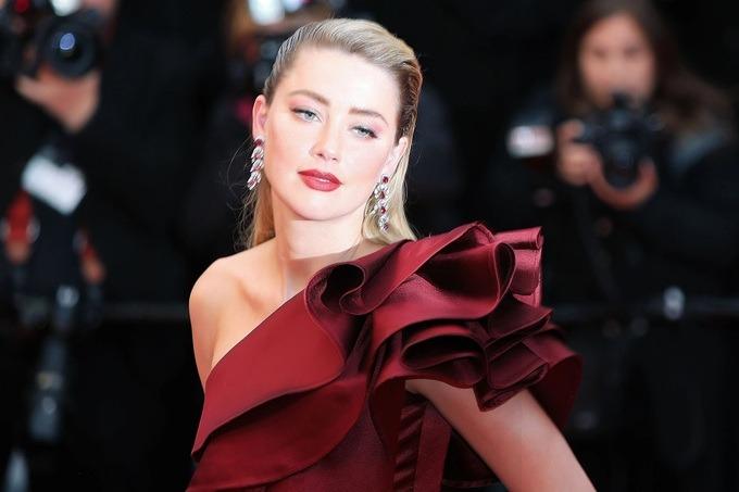 Amber Heard tung chiêu: Trả Johnny Depp 1 triệu USD, chờ tái xuất