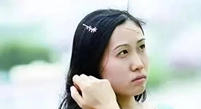 Từng là thần đồng được ca tụng, cuộc đời cô gái lao dốc vì cách giáo dục cực đoan của bố-3