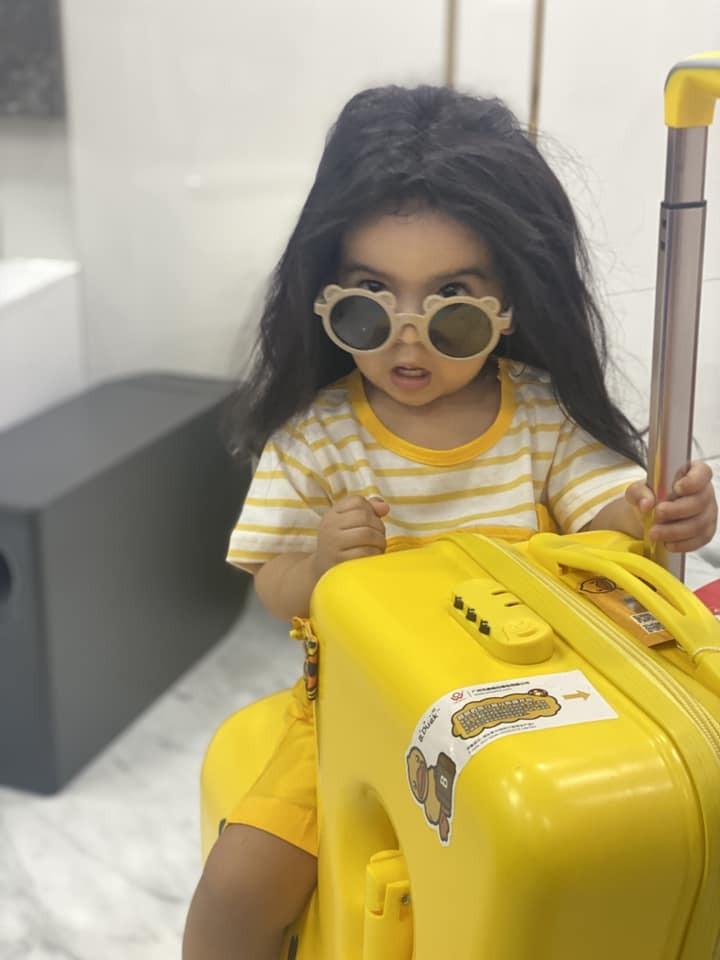 Con gái lai Ấn của Võ Hạ Trâm điệu đà làm nail, da trắng, mặt nét quá xinh-10