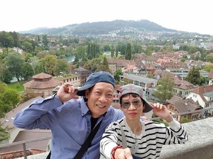 Chân dung bà xã quyền lực MC Lại Văn Sâm: Chồng năn nỉ mới đi công tác cùng-2