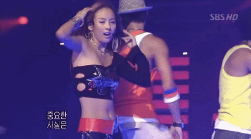 Lee Hyori ngôi sao hết thời cố vùng vẫy để không bị lãng quên?-2