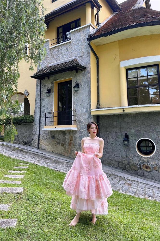 Hòa Minzy xuất hiện rạng rỡ, phản ứng sao về chuyện có tình yêu mới?-2