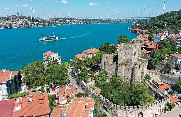 Tỷ phú Abramovich thuê nhà ở ẩn sau khi bán Chelsea-2