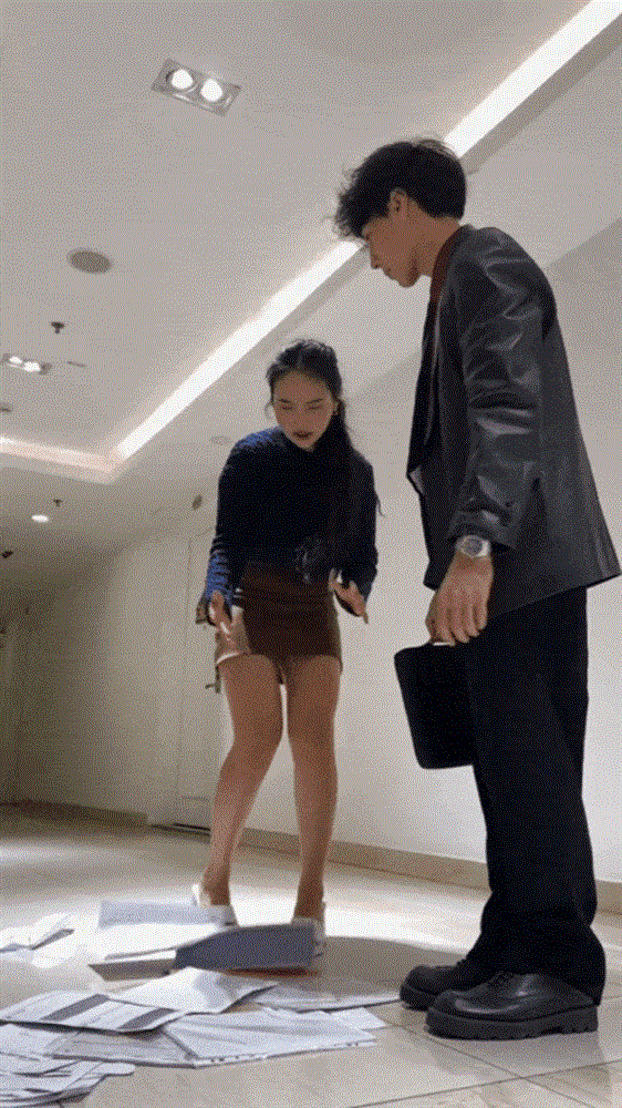 Thoát nét cô bé dân ca, Phương Mỹ Chi diện váy ôm sát khoe dáng nảy nở-10