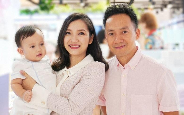 Tiến Đạt dẫn vợ bầu 8 tháng dự sự kiện, nhan sắc không son phấn thành tâm điểm-4