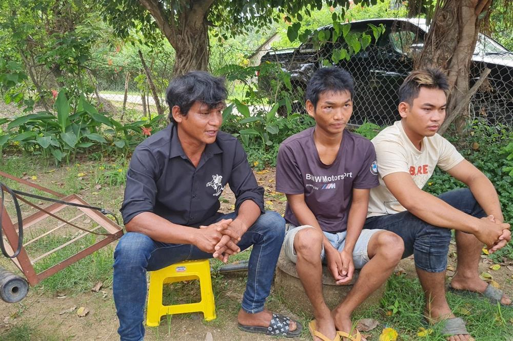 Giây phút kinh hoàng của 3 công nhân bị bắt làm con tin trong vụ việc ở Đắk Lắk-1