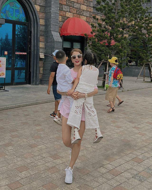 Diệp Lâm Anh hậu ly hôn chưa 1 ngày xấu, cặp đùi quá đỉnh-8