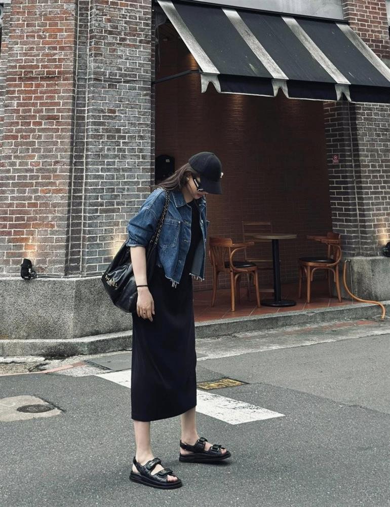 Sinh 2 con, Phanh Lee mặc đồ như đi ruộng nhưng giá cả tấn gạo-5