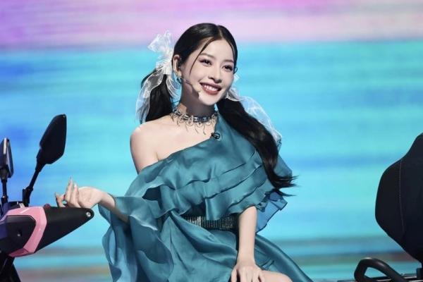 Chi Pu có thêm fan Trung Quốc, duy trì vị trí top 10 tại Đạp Gió 2023-8