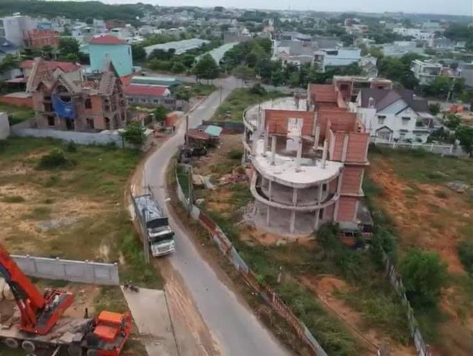 Hoa hậu 6 con Oanh Yến: Mỗi lần sinh con là bán một căn nhà, giờ ra sao?-4