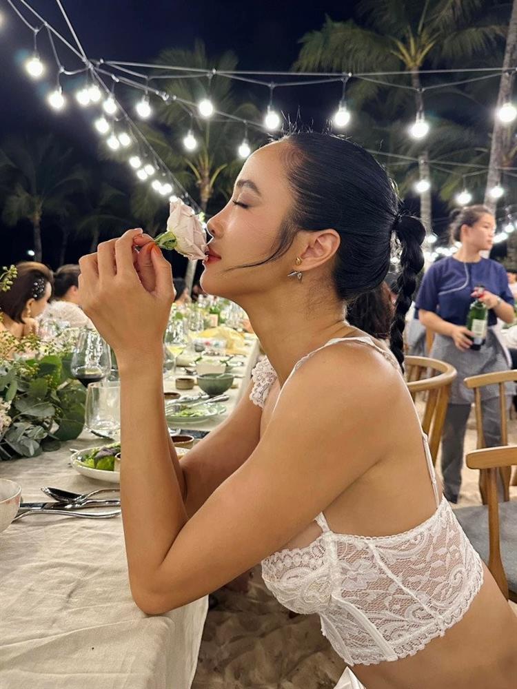 Vũ Ngọc Anh chụp ảnh váy cưới với mốt mặc không giống ai-4