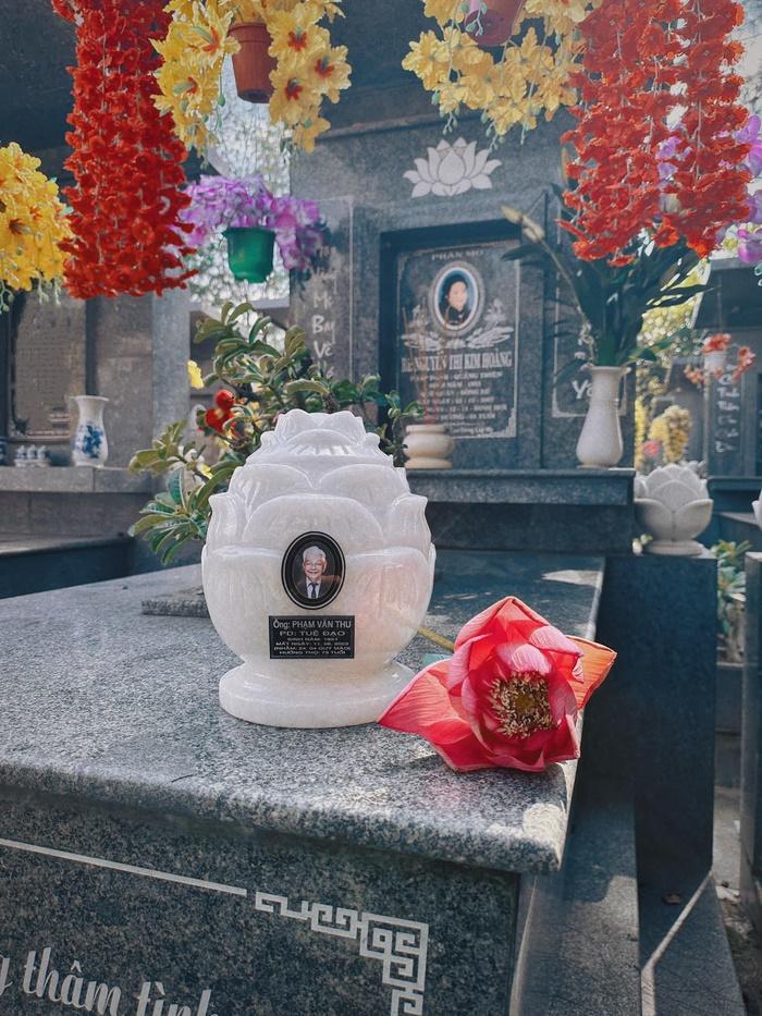 Jun Phạm nghẹn ngào trong lễ tiễn đưa bố-4