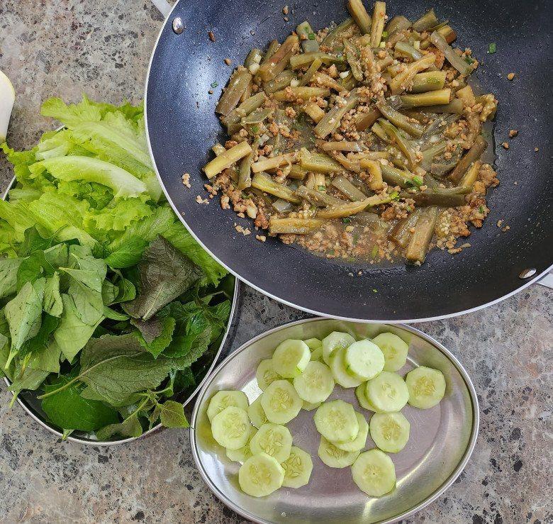 Từng phải bóp mồm giảm cân, Việt Trinh giờ ăn tù tì, body màu mỡ vẫn xinh-7