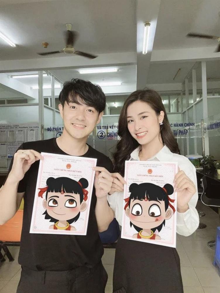 Soi thời trang đi đăng ký kết hôn của dàn sao Việt-7