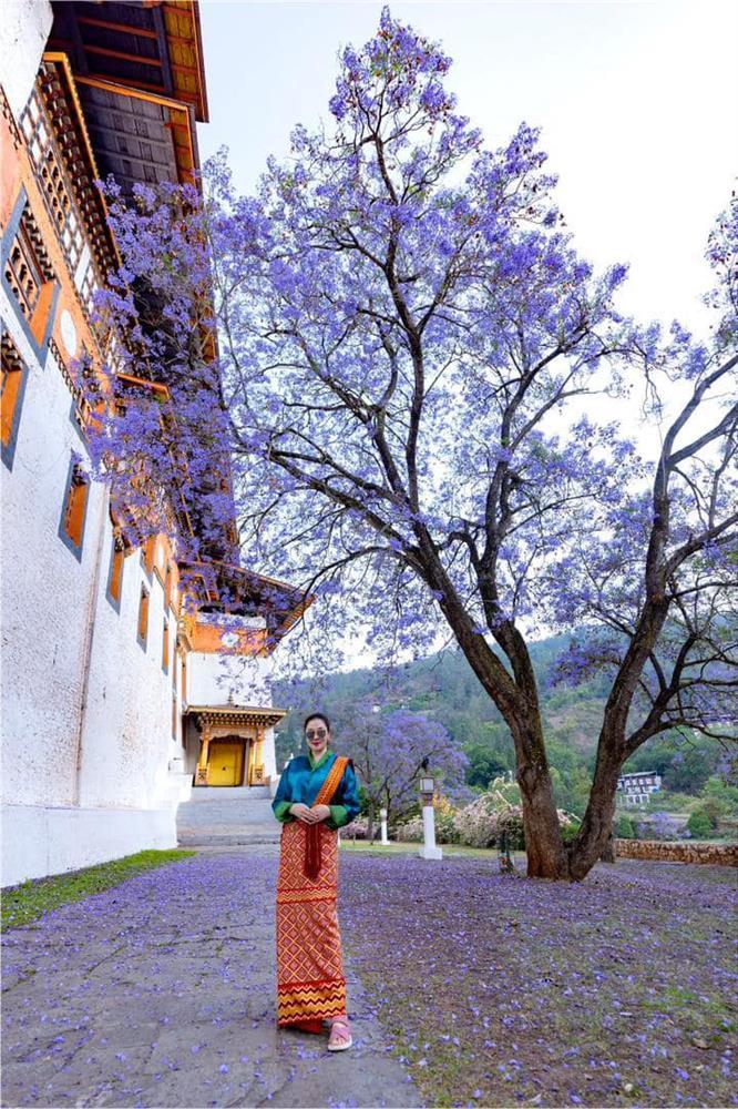 Nhan sắc tuổi 37 của Hoa hậu Nguyễn Thị Huyền-7