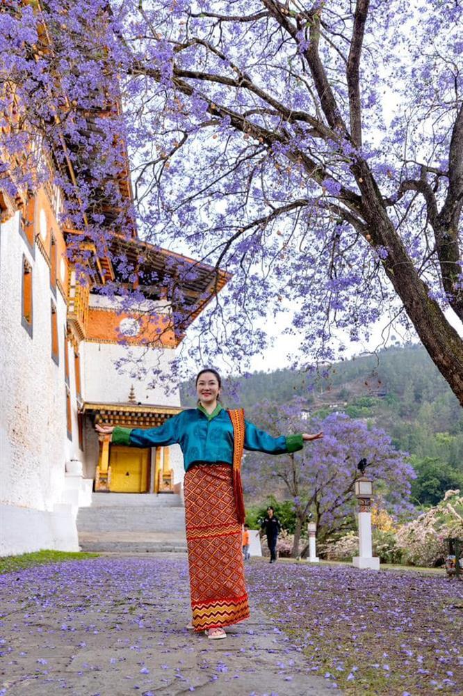 Nhan sắc tuổi 37 của Hoa hậu Nguyễn Thị Huyền-8