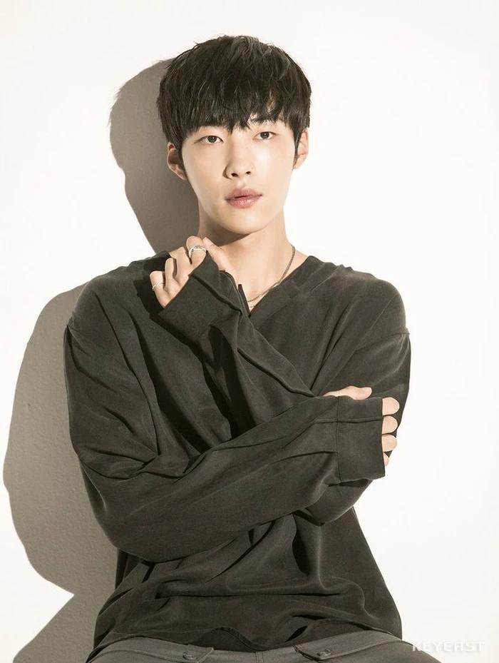 Bê bối của Kim Sae Ron khiến đạo diễn và dàn sao chịu hậu quả không tưởng-5