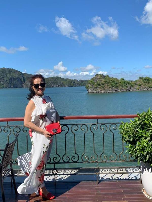 Người phụ nữ U70 vẫn xinh đẹp và quyền lực với cô Trúc Mai Thu Huyền là ai?-5