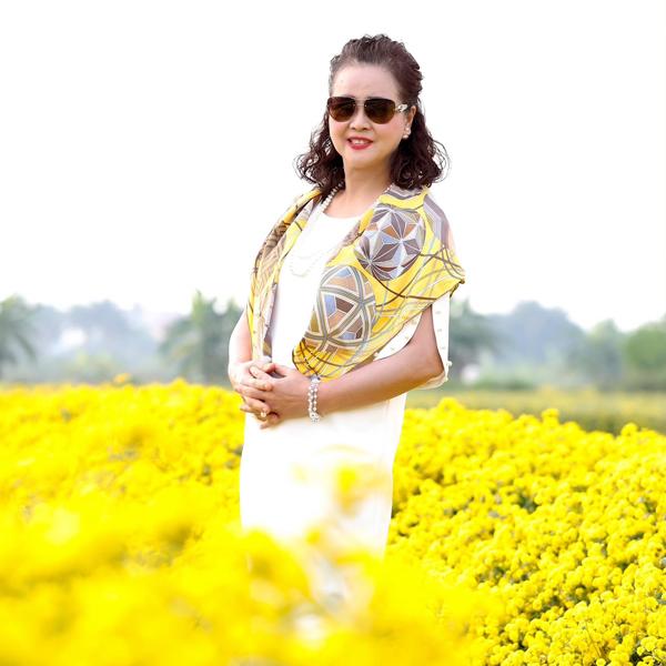 Người phụ nữ U70 vẫn xinh đẹp và quyền lực với cô Trúc Mai Thu Huyền là ai?-7