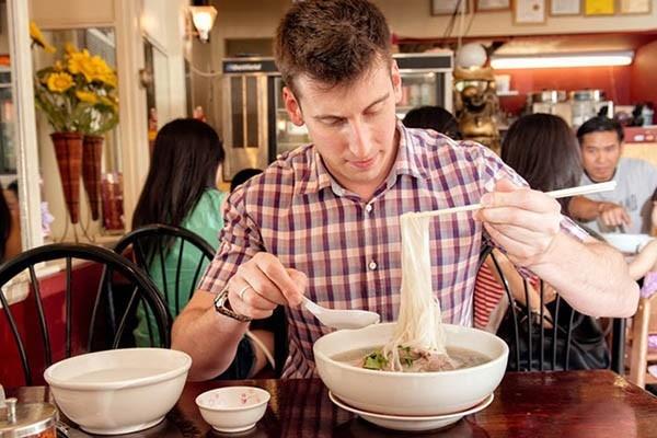 Chàng trai tố bạn gái gài đi ăn rồi bỏ bom: Xử phạt quán ăn phố cổ Hà Nội-3