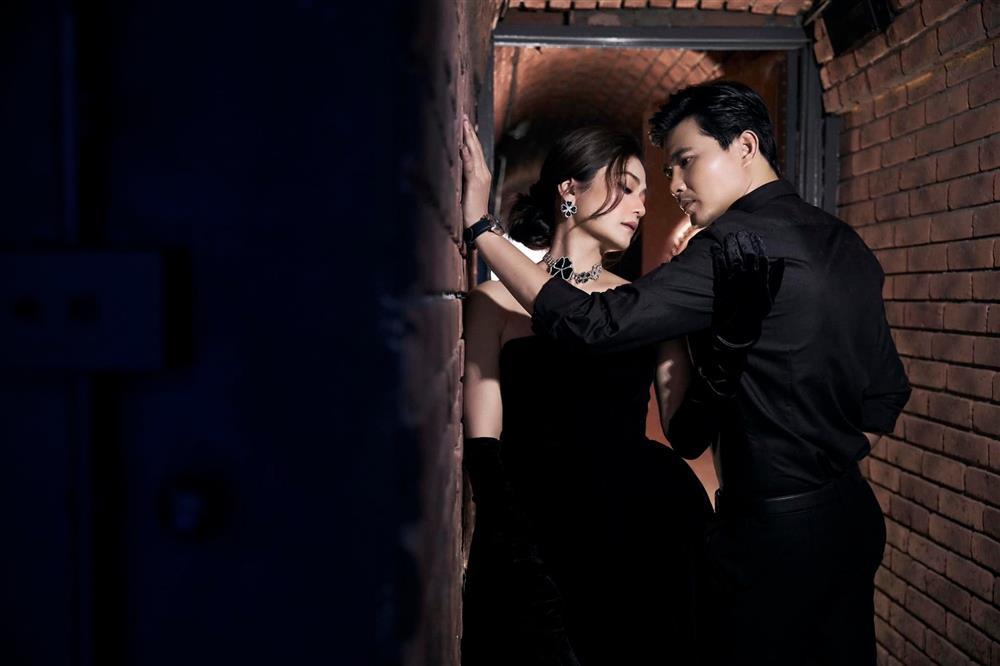 Vợ chồng con cả nhà bà Cúc - Lan Hương Bông: Sau khi có tin vui, lột xác fan trầm trồ-8