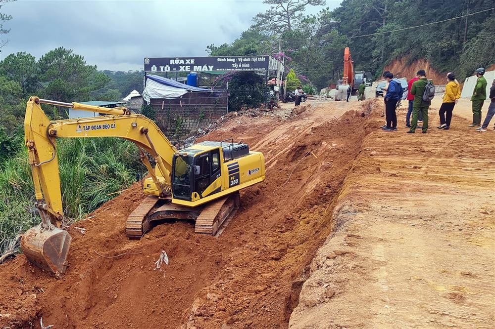 Lâm Đồng kiểm tra an toàn công trình sau vụ 2 công nhân tử vong tại đèo Prenn-1