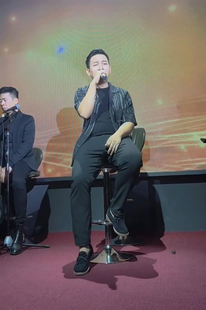 Sau thời gian tăng cân, Hoài Lâm gây bất ngờ với diện mạo mới-1