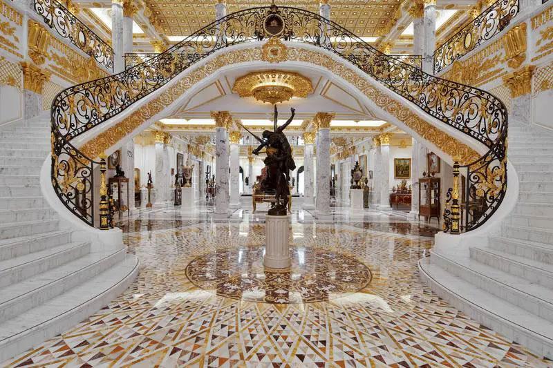 Choáng ngợp dinh thự trị giá 204 triệu USD, được dát từ 700.000 lá vàng-2