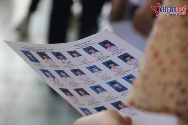 Đình chỉ 2 thí sinh và nhiều cán bộ coi thi vụ lọt đề thi tốt nghiệp Văn, Toán-2